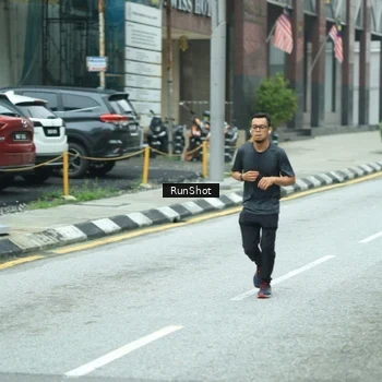 Runner Photo 8630434