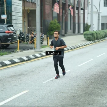 Runner Photo 8630441