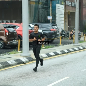 Runner Photo 8630452