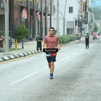 Runner Photo 8630455