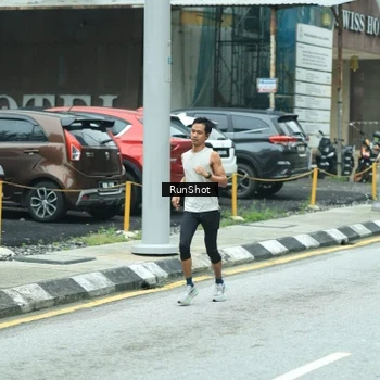 Runner Photo 8630469