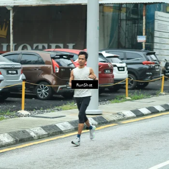 Runner Photo 8630472