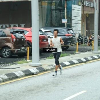 Runner Photo 8630473