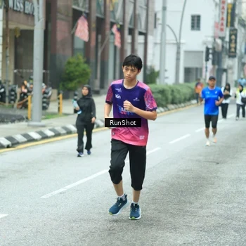 Runner Photo 8630515