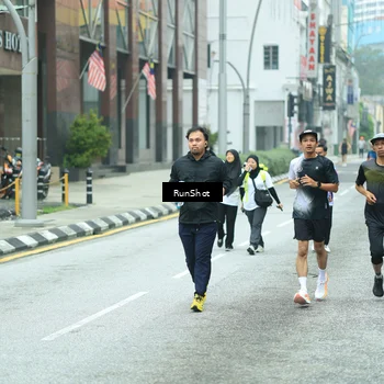 Runner Photo 8630532