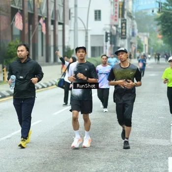Runner Photo 8630535