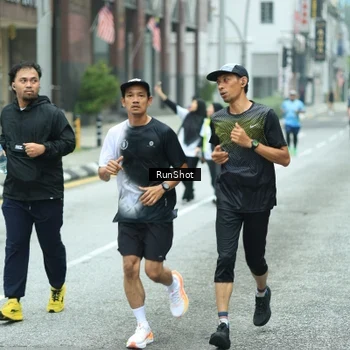 Runner Photo 8630536