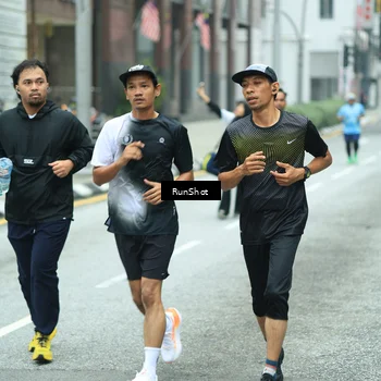 Runner Photo 8630542
