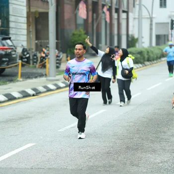Runner Photo 8630548