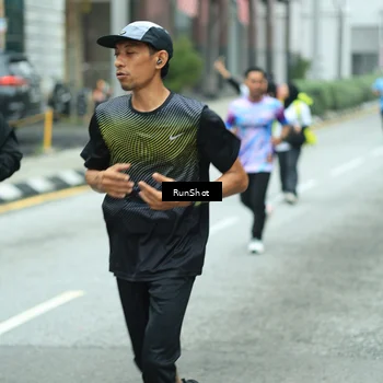 Runner Photo 8630551