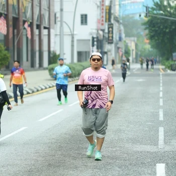 Runner Photo 8630561