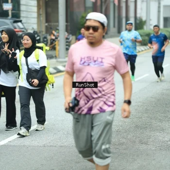 Runner Photo 8630581