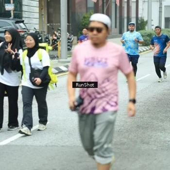 Runner Photo 8630592
