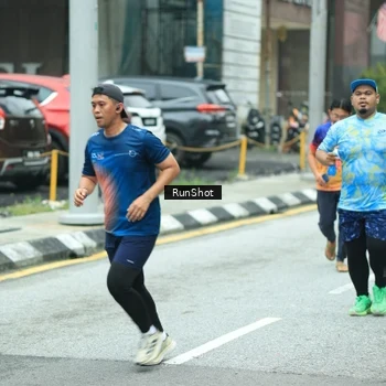 Runner Photo 8630594