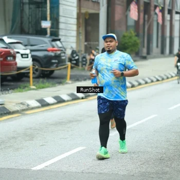 Runner Photo 8630595