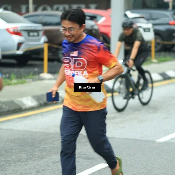 Runner Photo 8630602