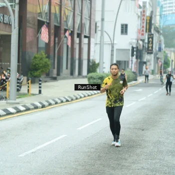 Runner Photo 8630613