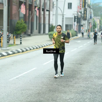 Runner Photo 8630615
