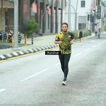 Runner Photo 8630624