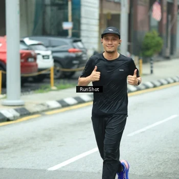 Runner Photo 8630643