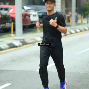 Runner Photo 8630644