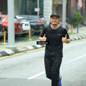 Runner Photo 8630645