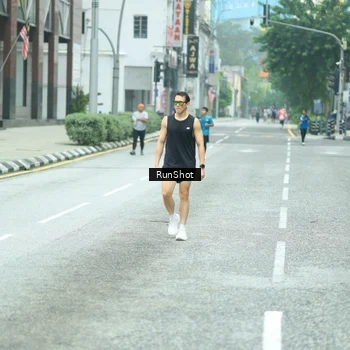 Runner Photo 8630648