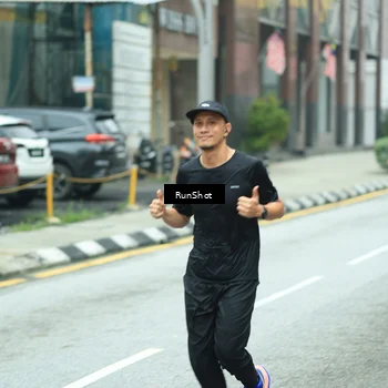 Runner Photo 8630650
