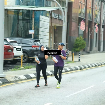 Runner Photo 8630658