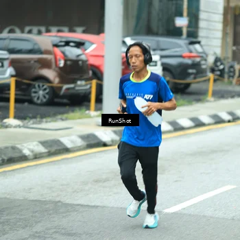 Runner Photo 8630661