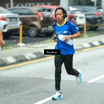 Runner Photo 8630664