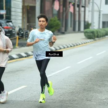 Runner Photo 8630677