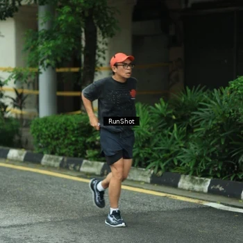Runner Photo 8630680