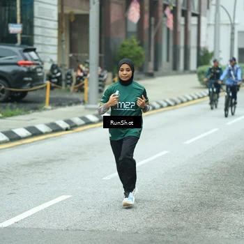 Runner Photo 8630699