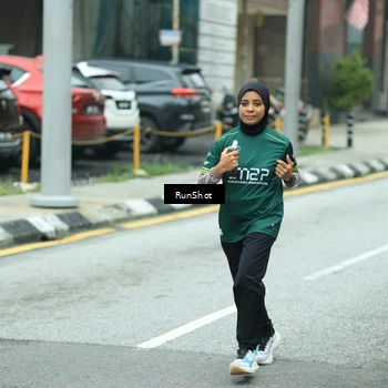 Runner Photo 8630705