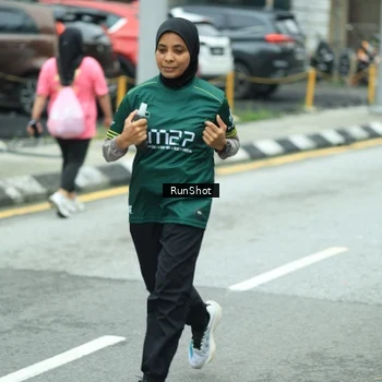 Runner Photo 8630708