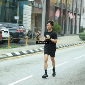 Runner Photo 8630747