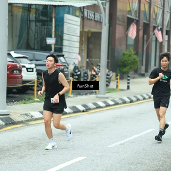 Runner Photo 8630748