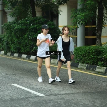 Runner Photo 8630759
