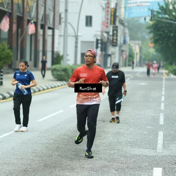 Runner Photo 8630768
