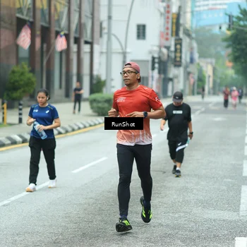 Runner Photo 8630772