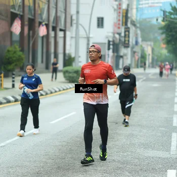 Runner Photo 8630773