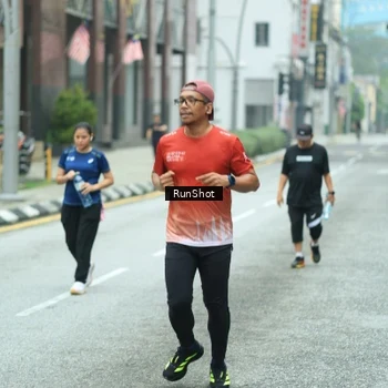 Runner Photo 8630775