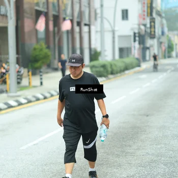 Runner Photo 8630787
