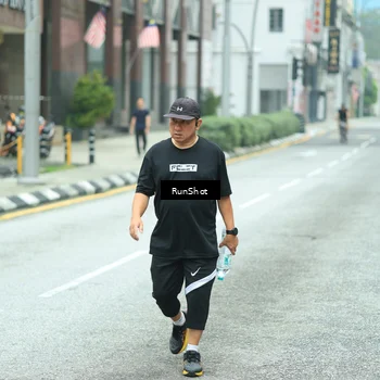 Runner Photo 8630792