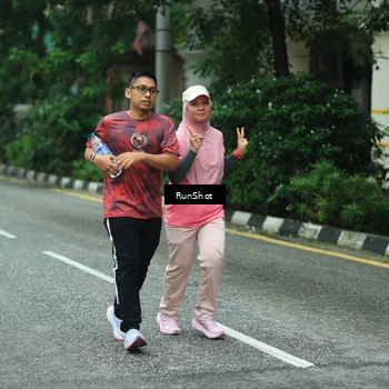Runner Photo 8630795