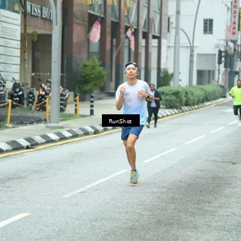Runner Photo 8630803