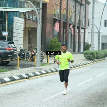 Runner Photo 8630807