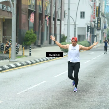 Runner Photo 8630818