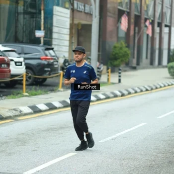 Runner Photo 8630854